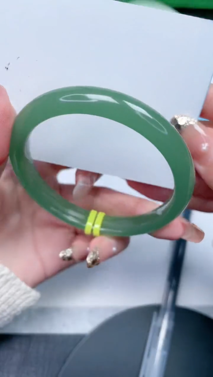 【闪购商品】石英质玉手镯未镶嵌266-56.4