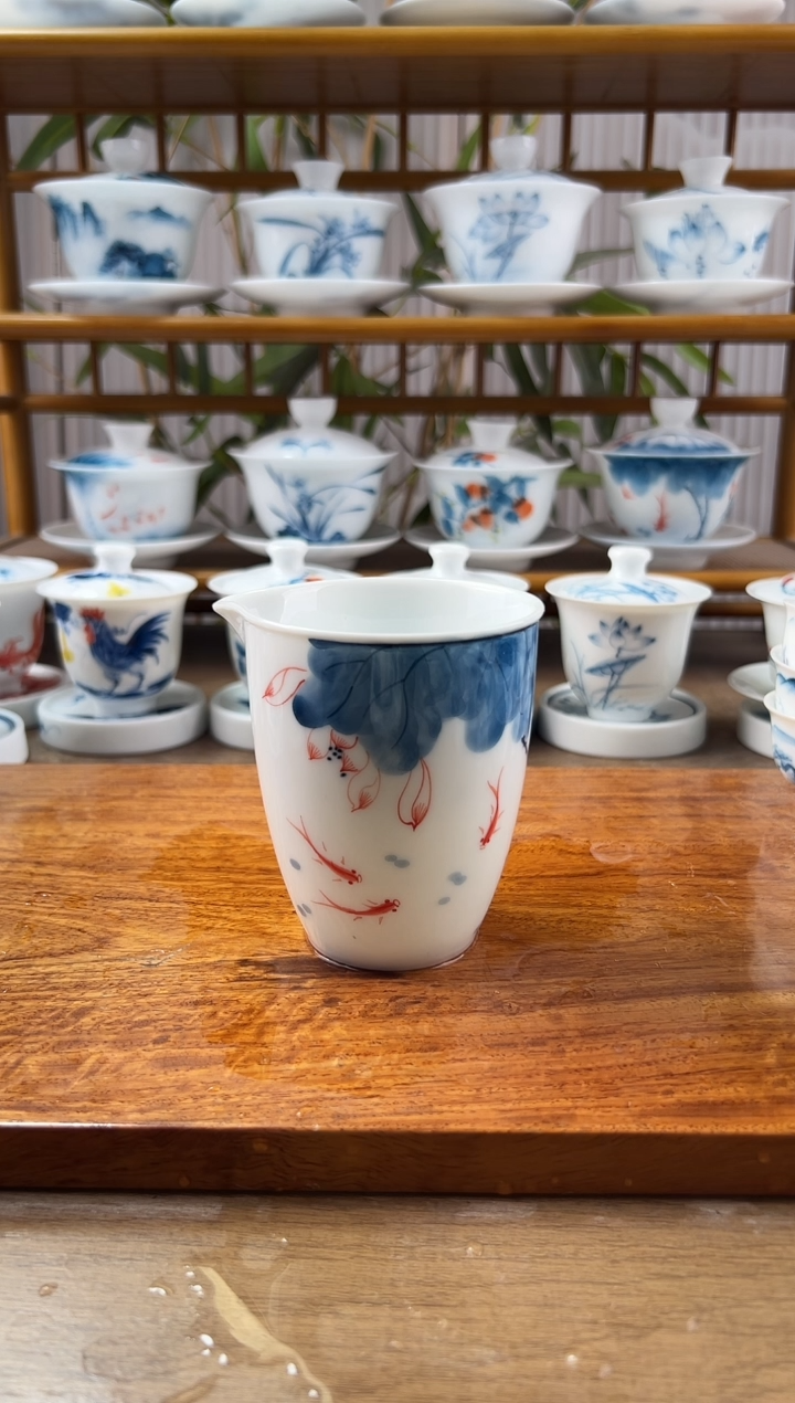 微瑕线条莲公道杯