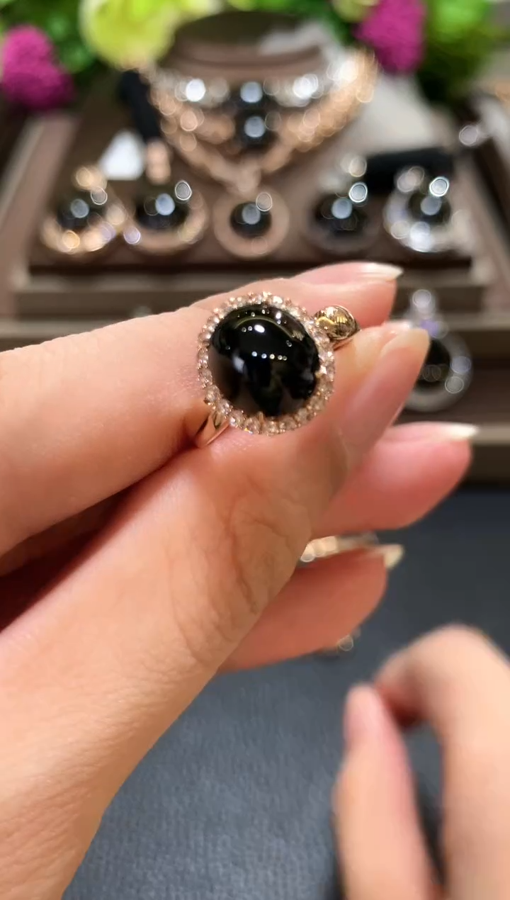 18K金镶嵌戒指翡翠m19  