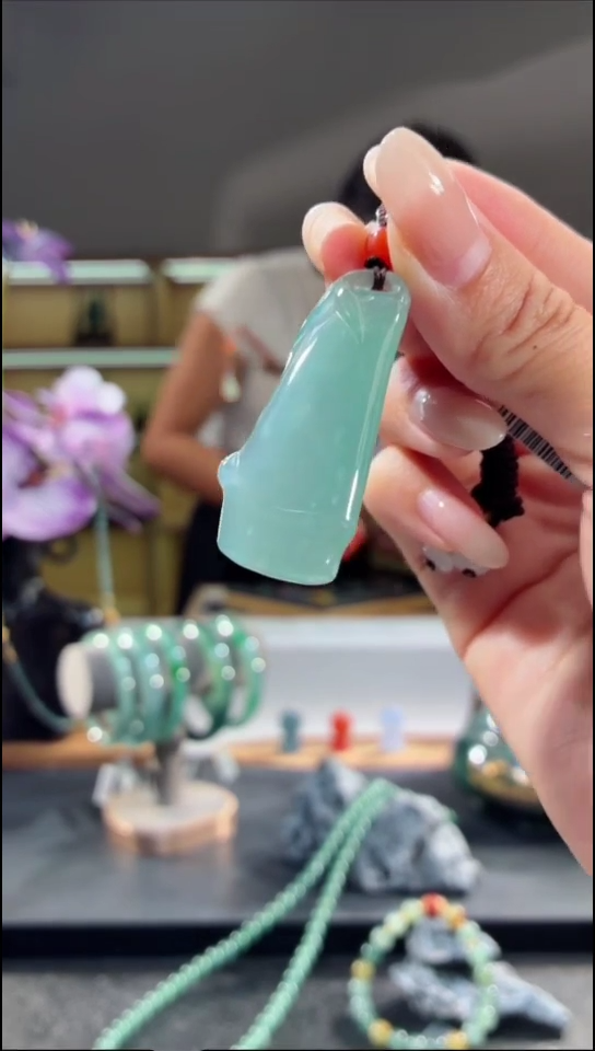 吊坠(不含链)未镶嵌翡翠竹节（多样性发其一）