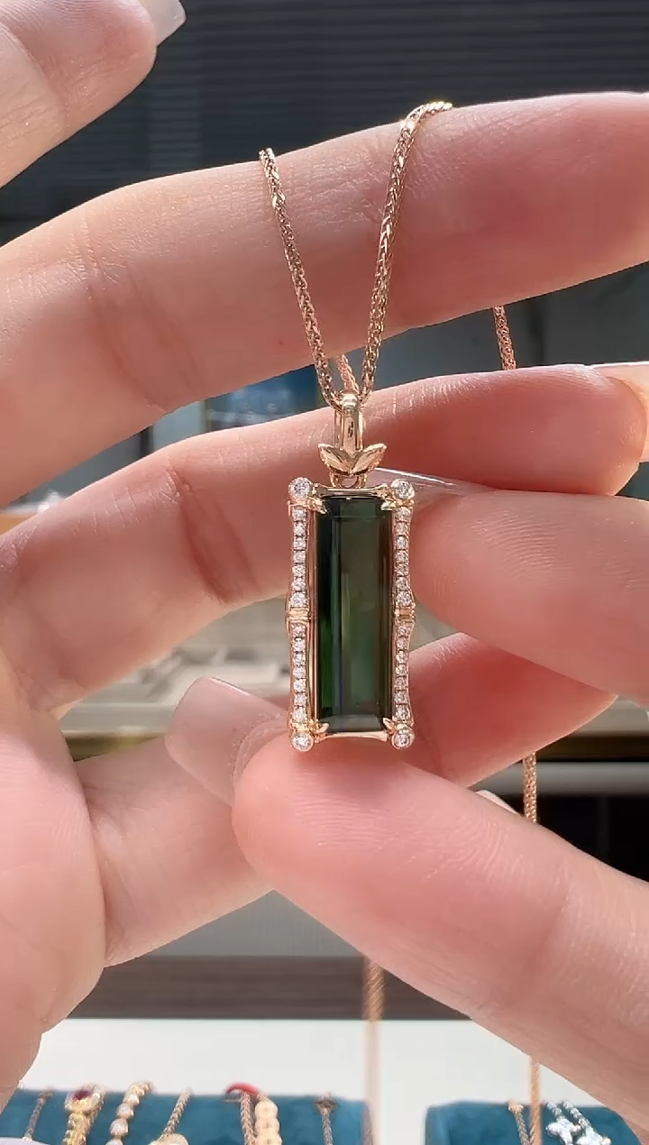 【闪购商品】碧玺吊坠(不含链)18K金镶嵌竹节碧玺吊坠K红