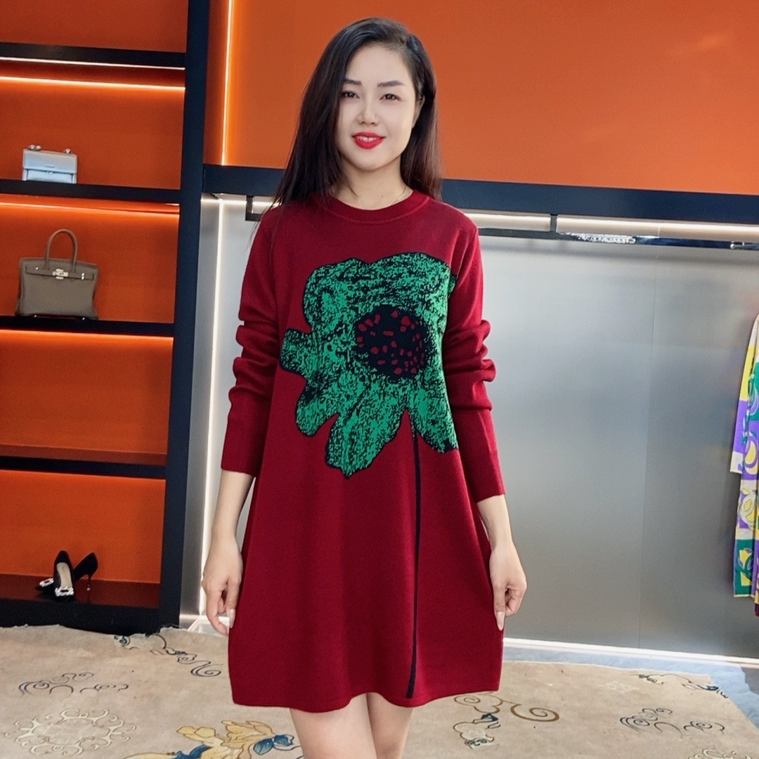 531针织时尚女士网红秋冬提花百搭休闲打底加厚女装连衣裙