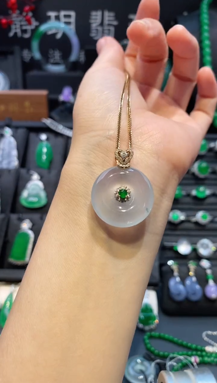 【闪购商品】翡翠颈饰18K金镶嵌平安扣吊坠2261301