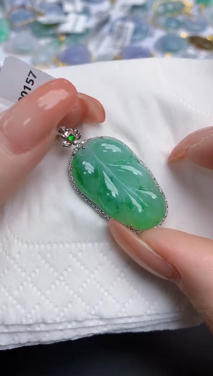 【闪购商品】翡翠颈饰18K金镶嵌天然缅甸翡翠A货