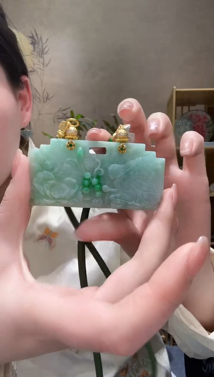 【闪购商品】翡翠颈饰未镶嵌吊坠