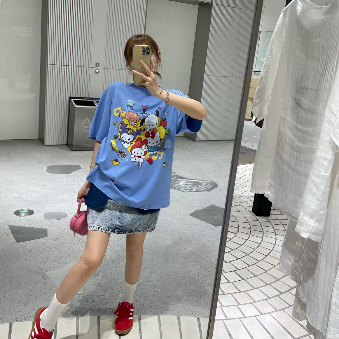 BLX--5177（深圳南油）新款设计师款韩版卡通印花上衣