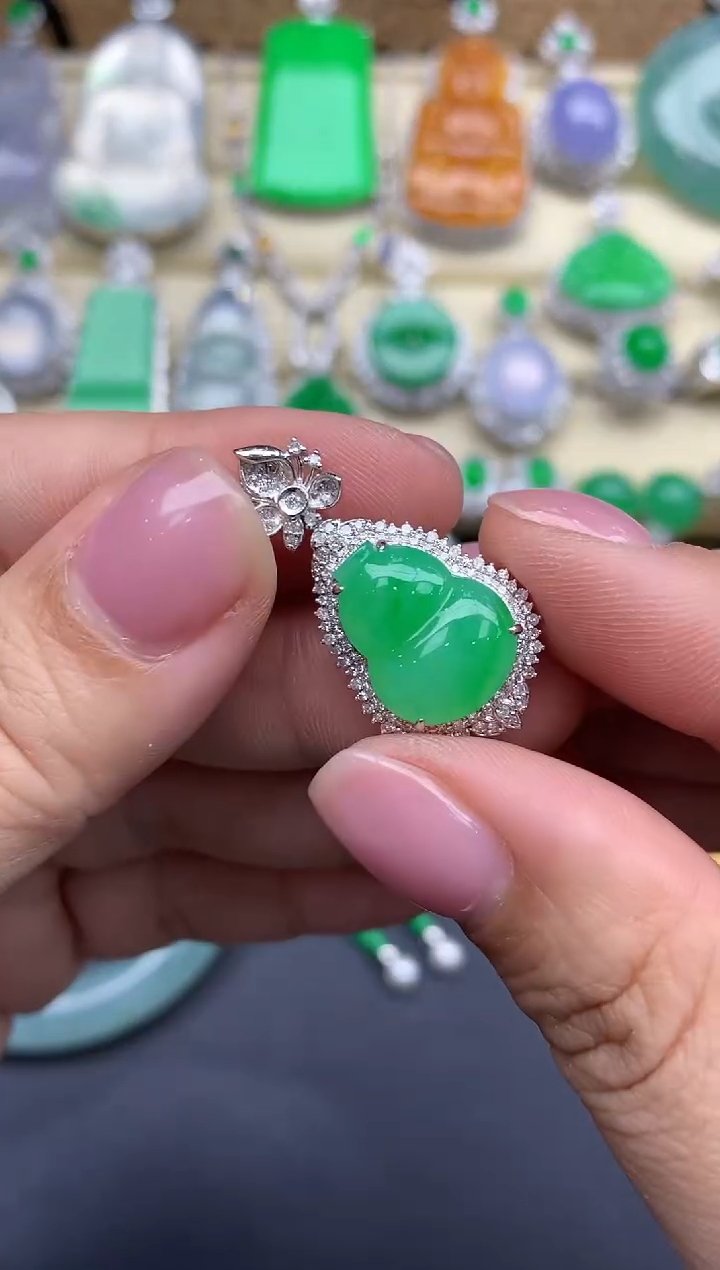 【闪购商品】翡翠颈饰18K金镶嵌482-中国好珍宝