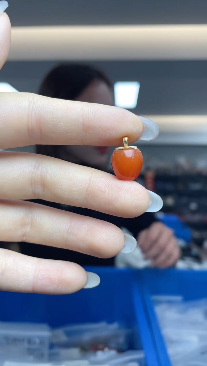 【闪购商品】南红玛瑙`银S925镶嵌多样性发一件