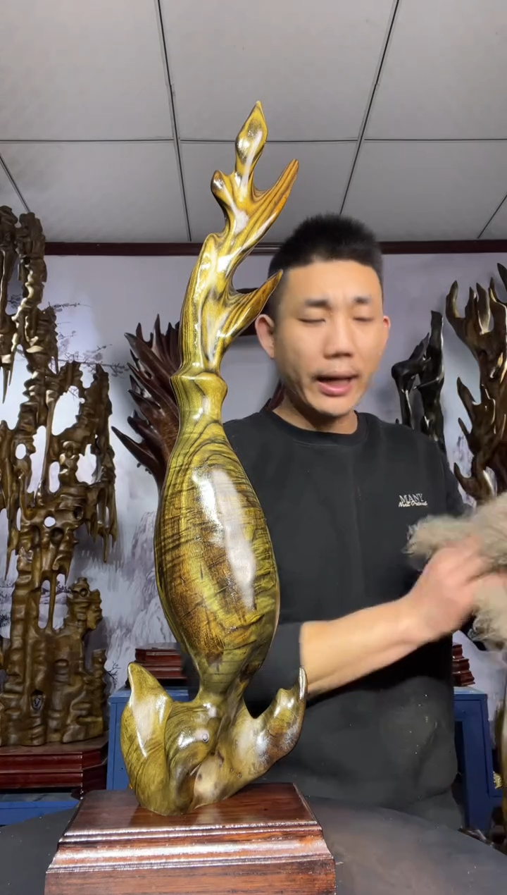 金丝楠木雕款山*金丝楠木工艺品摆件