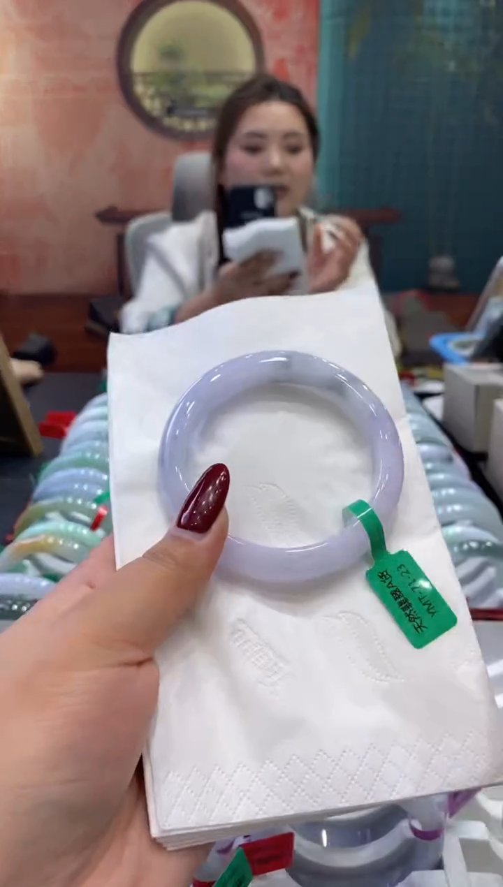 【闪购商品】翡翠手镯未镶嵌多人00012932