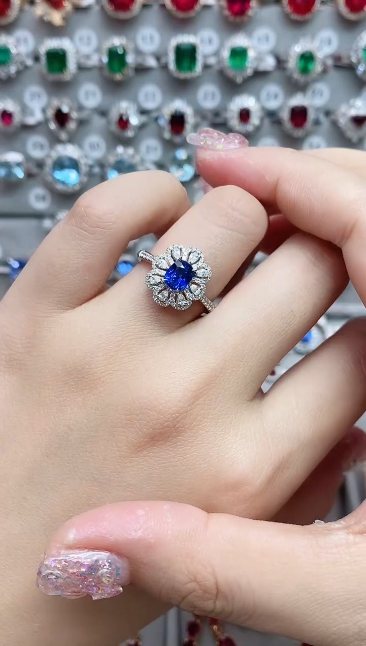 【闪购商品】蓝宝石18K金戒指18K金镶嵌·