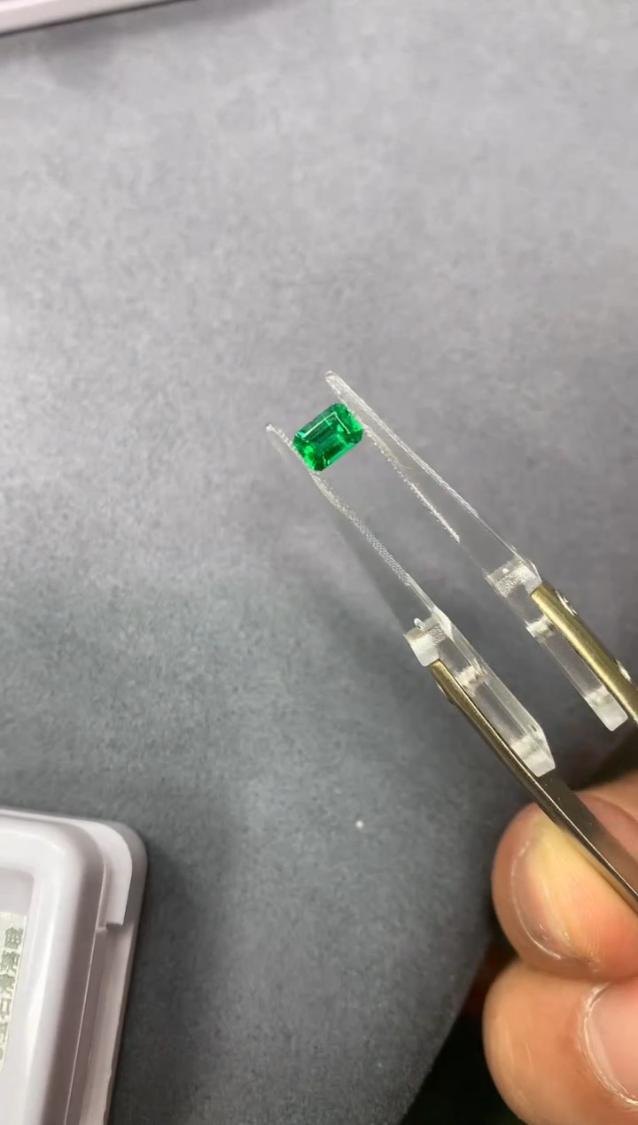 【闪购商品】祖母绿裸石未镶嵌0.36ct  37