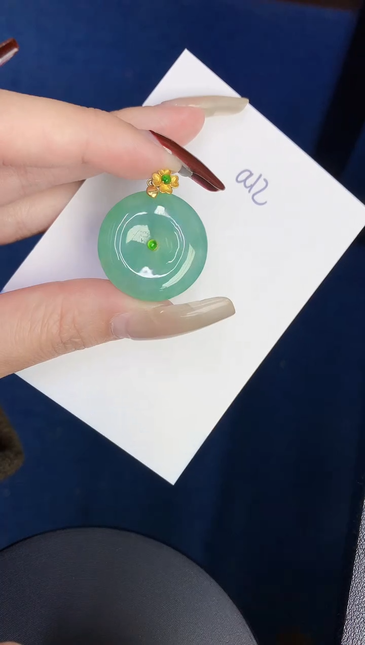 【闪购商品】翡翠颈饰18K金镶嵌000000000000