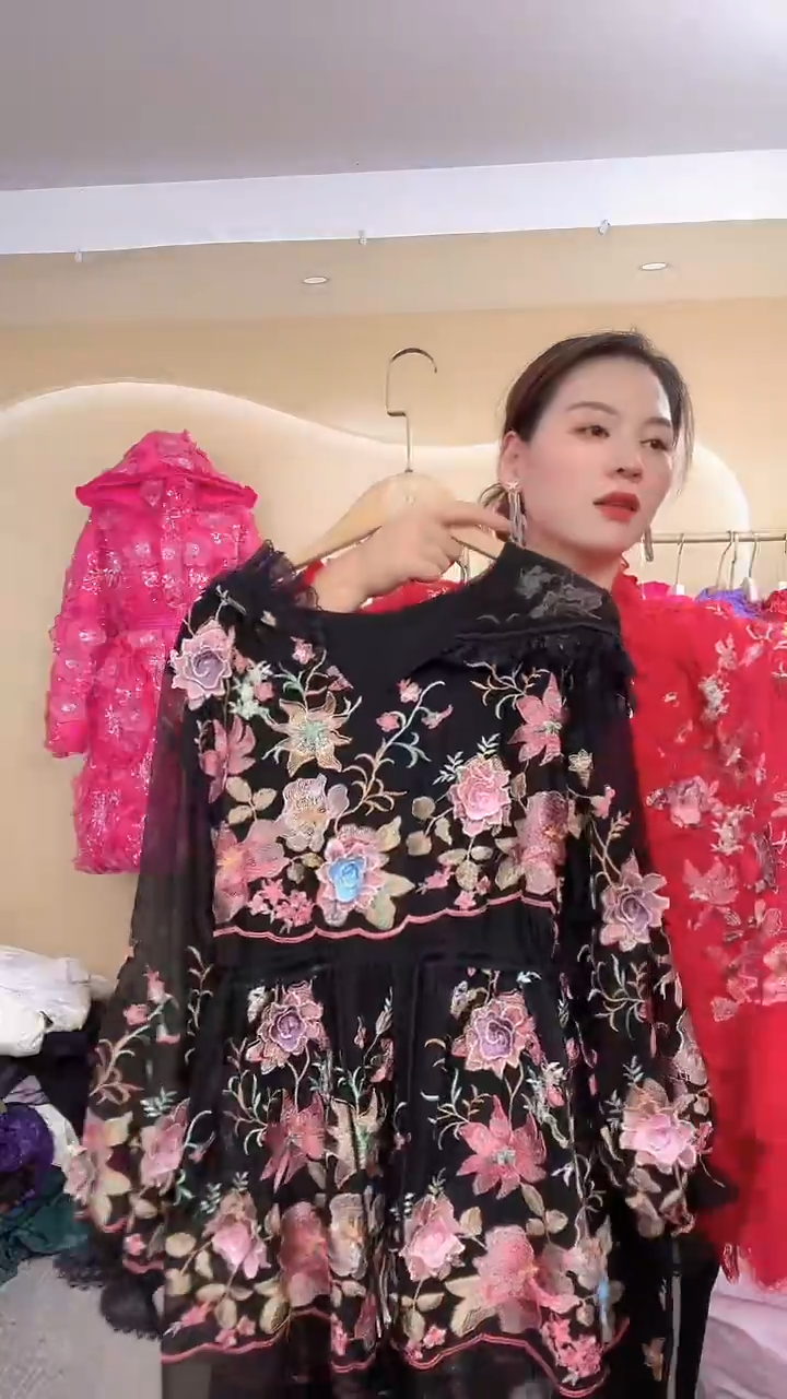 常规款HSE1黑色花海连衣裙套装