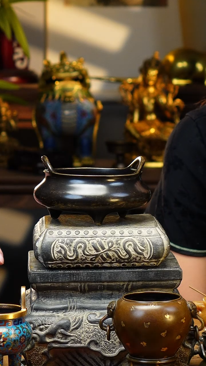 L***严炉天下凤眼桥耳炉
