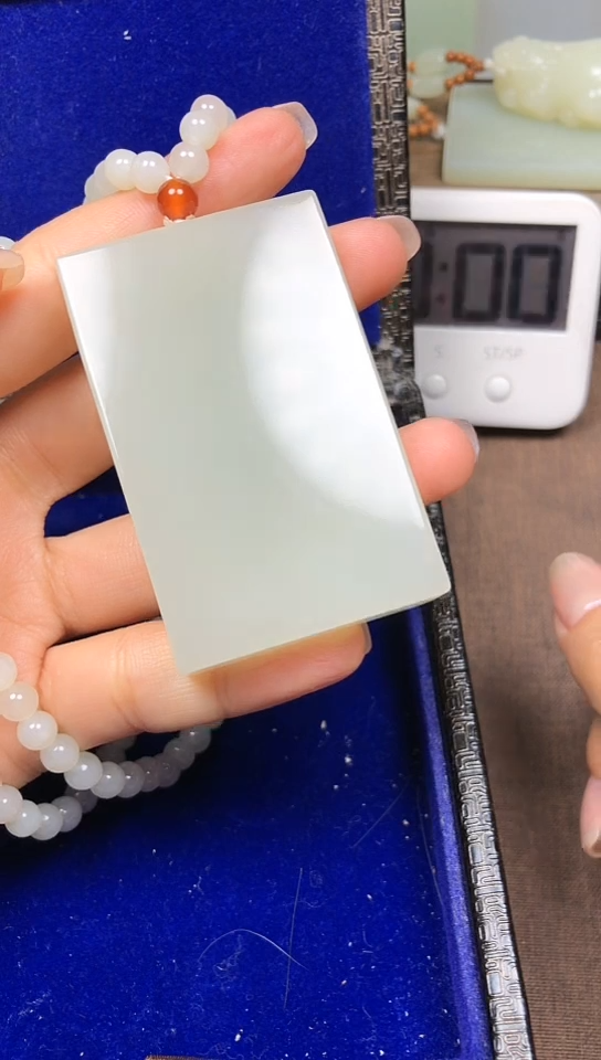 【闪购商品】和田玉颈饰未镶嵌人生