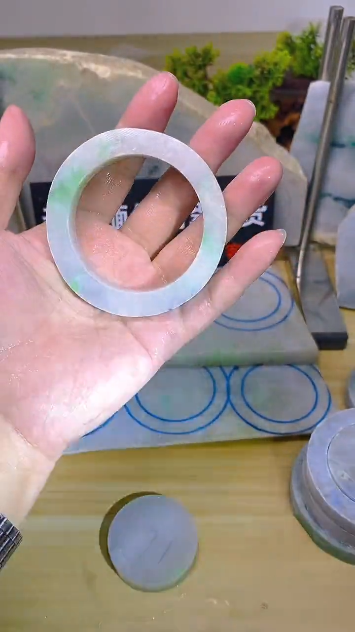 翡翠裸石天然A货缅甸翡翠高品质边角料177