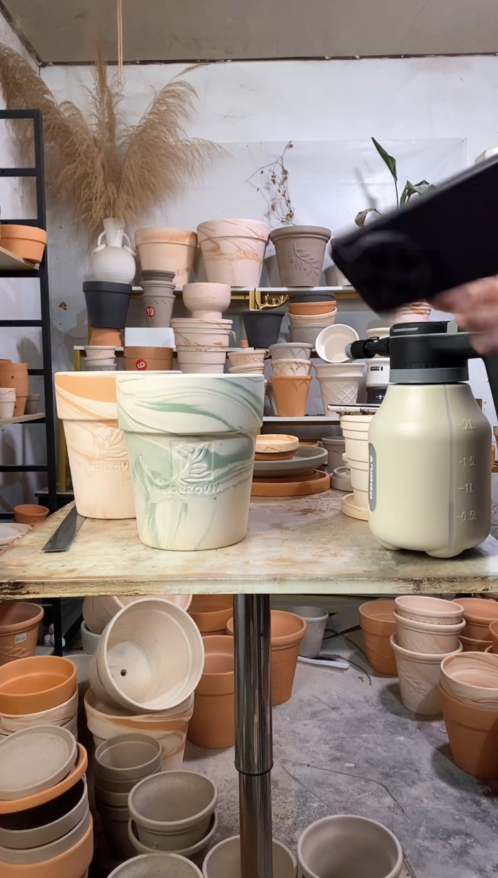 18*21绿白陶反比例 1盆无托