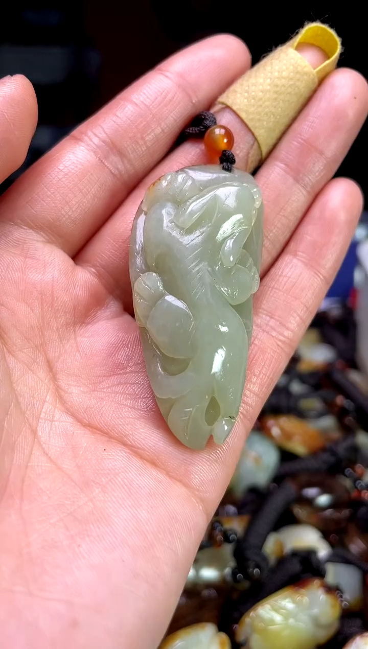 【闪购商品】和田玉颈饰未镶嵌1