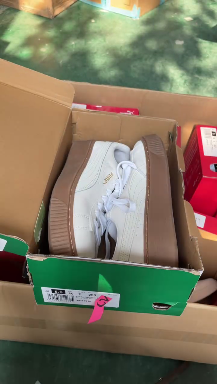 彪马时尚休闲运动鞋40M  AA32