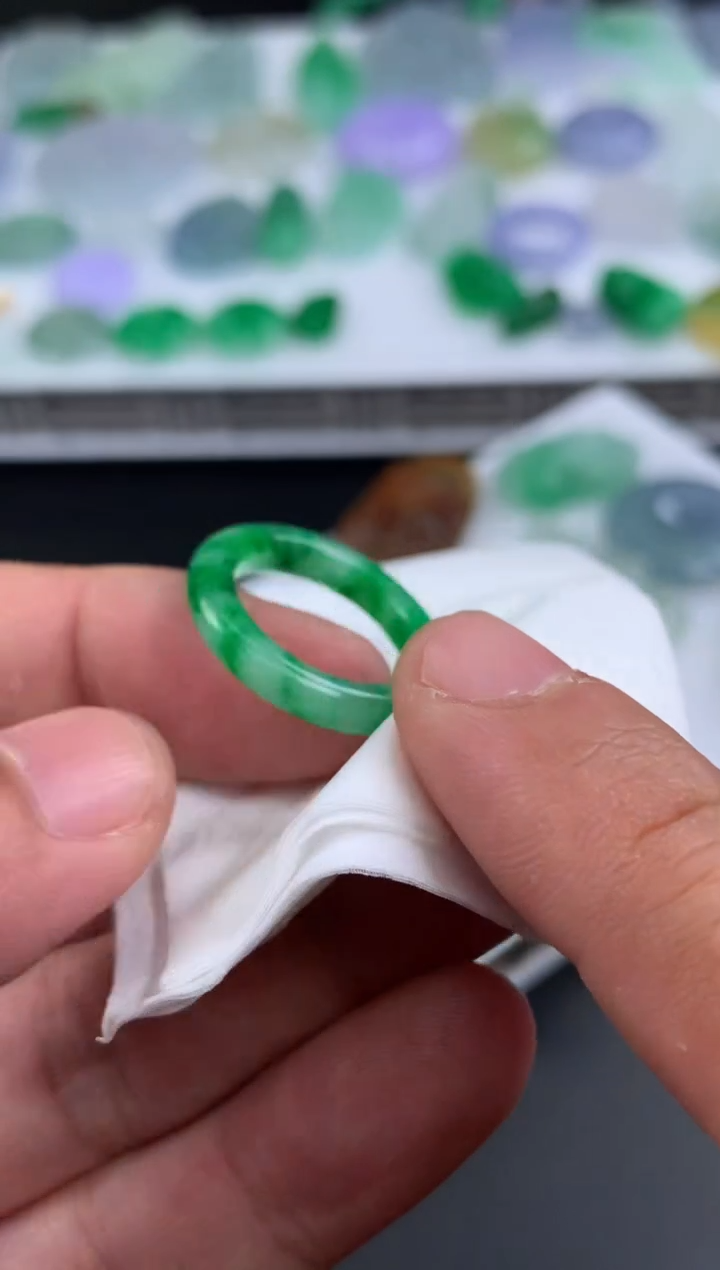 【闪购商品】定制翡翠未镶嵌翡翠