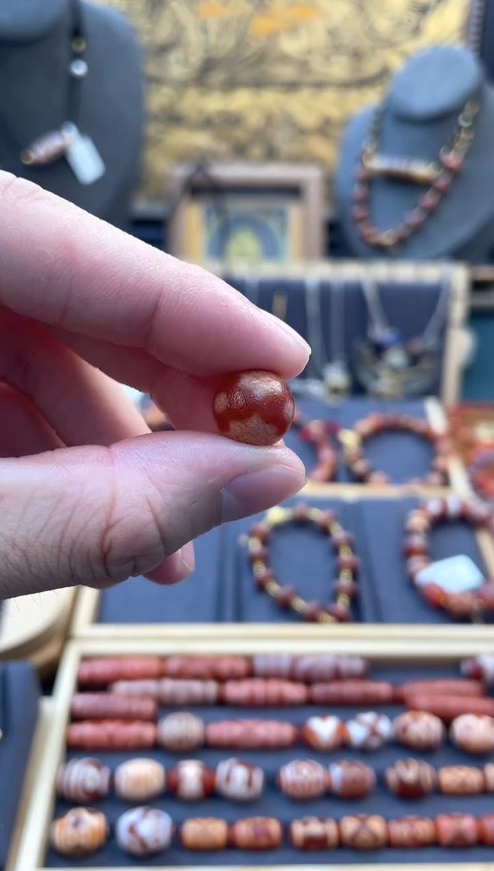 玛瑙/玉髓颈饰未镶嵌美泓坛城三眼