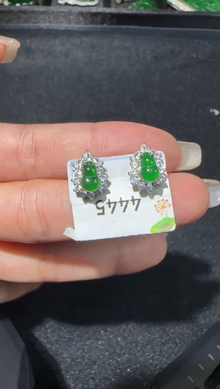 【闪购商品】翡翠耳饰未镶嵌多样性发货拍一发一