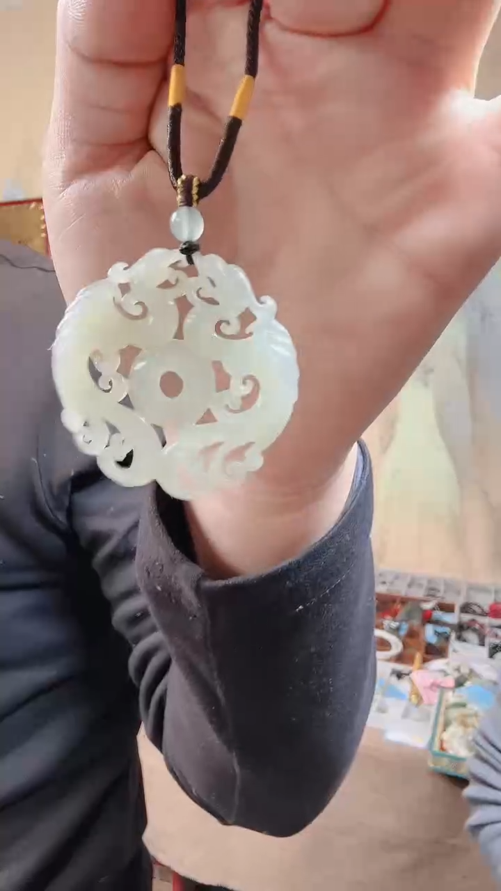 【闪购商品】和田玉颈饰未镶嵌.