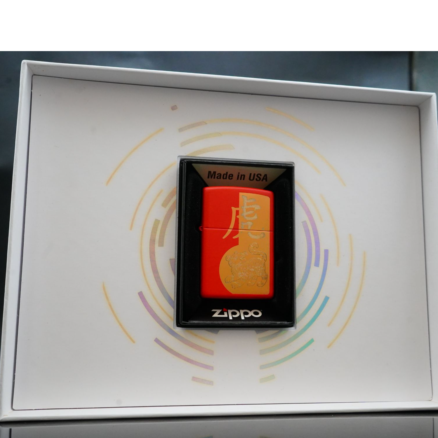 ZIPPO/之宝打火机XF中版常规红漆虎啸新春套装CT9902DK