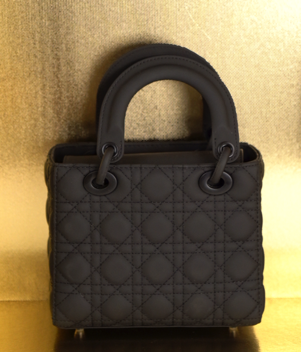 4（全新未拆封）轻奢时尚高级经典潮流百搭单肩斜跨女士包包