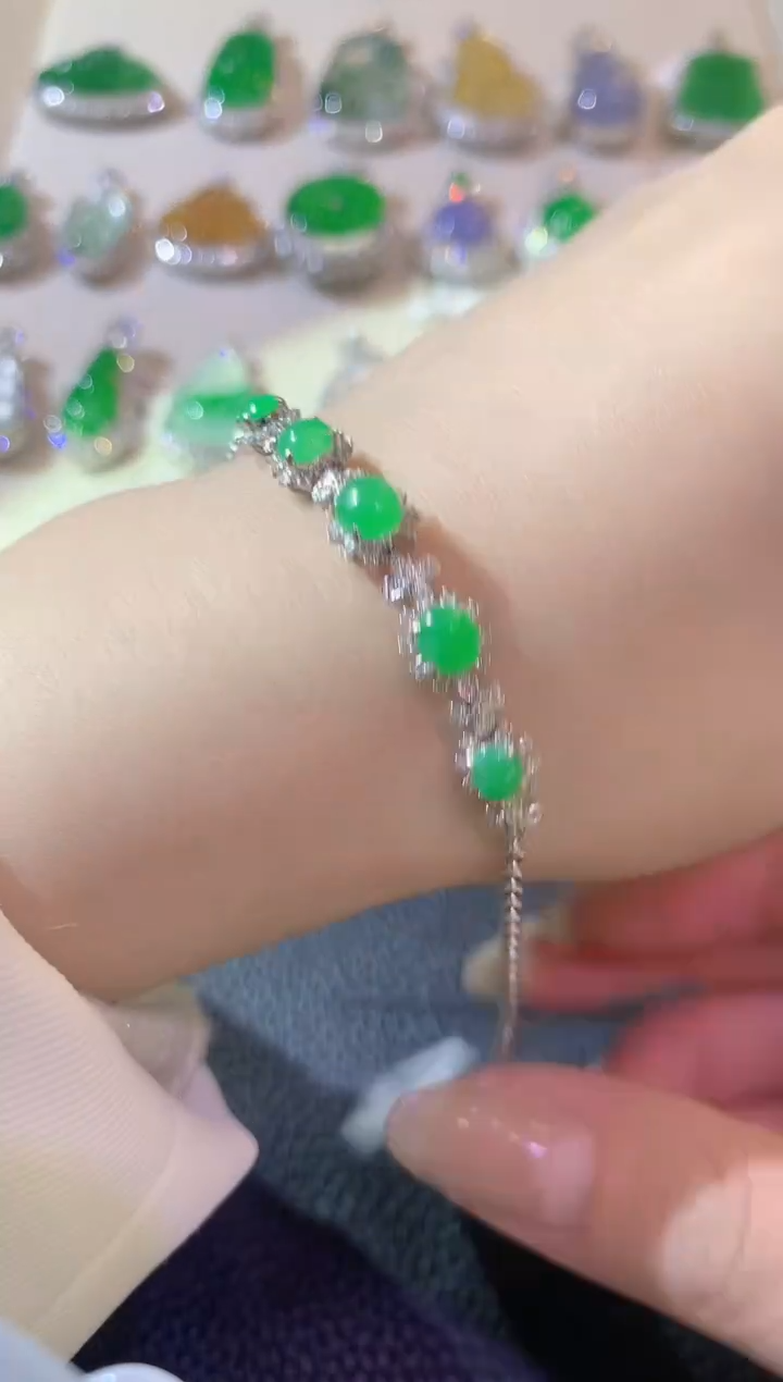 【闪购商品】翡翠手链18K金镶嵌D6翡翠