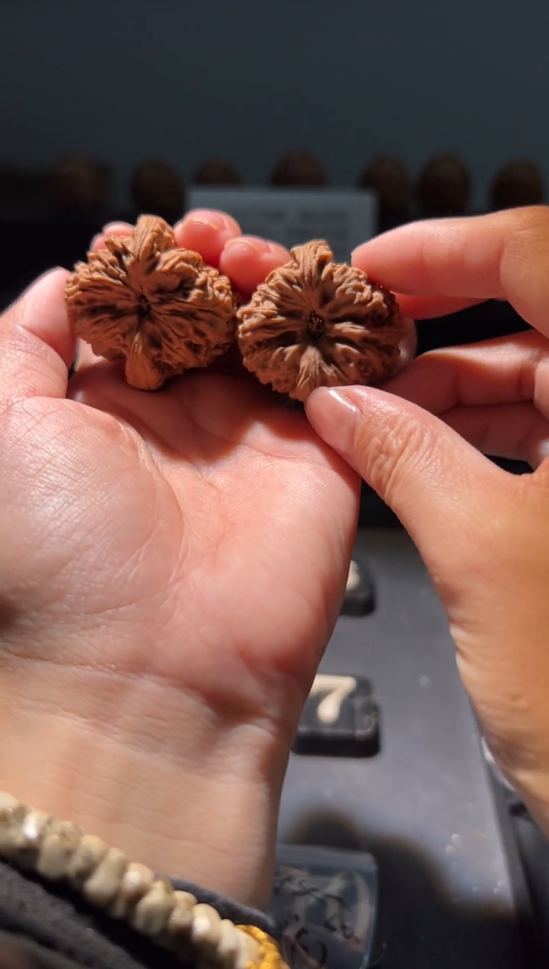 吊坠文玩核桃难**涂398福利对南疆石