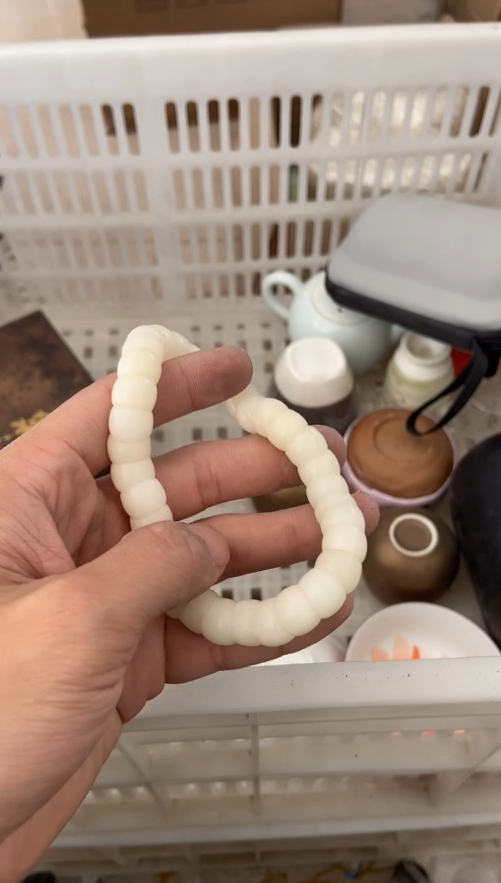 杯无运费险有瑕疵的摄影的产品有使用过的痕迹有点脏介意勿拍