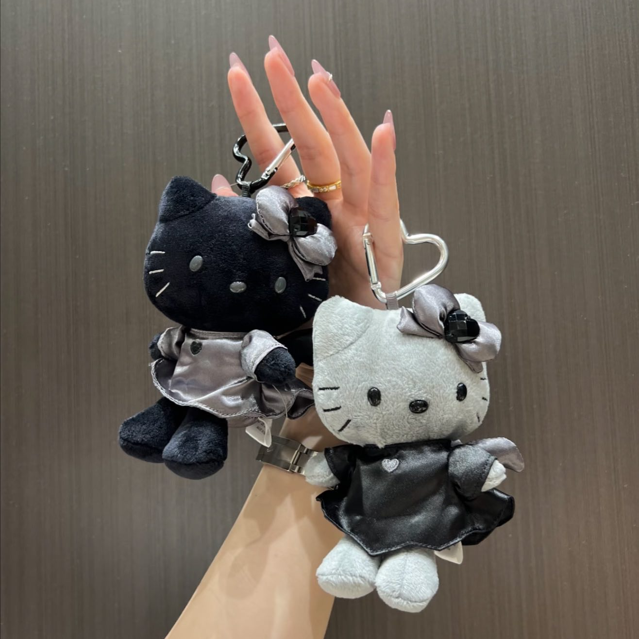 【正品】大阪限定NIC联名四代侧坐天使Kitty挂件