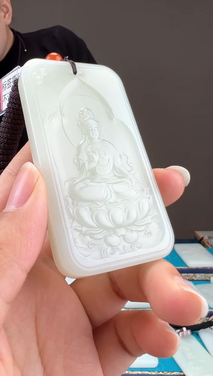 【闪购商品】和田玉颈饰未镶嵌1