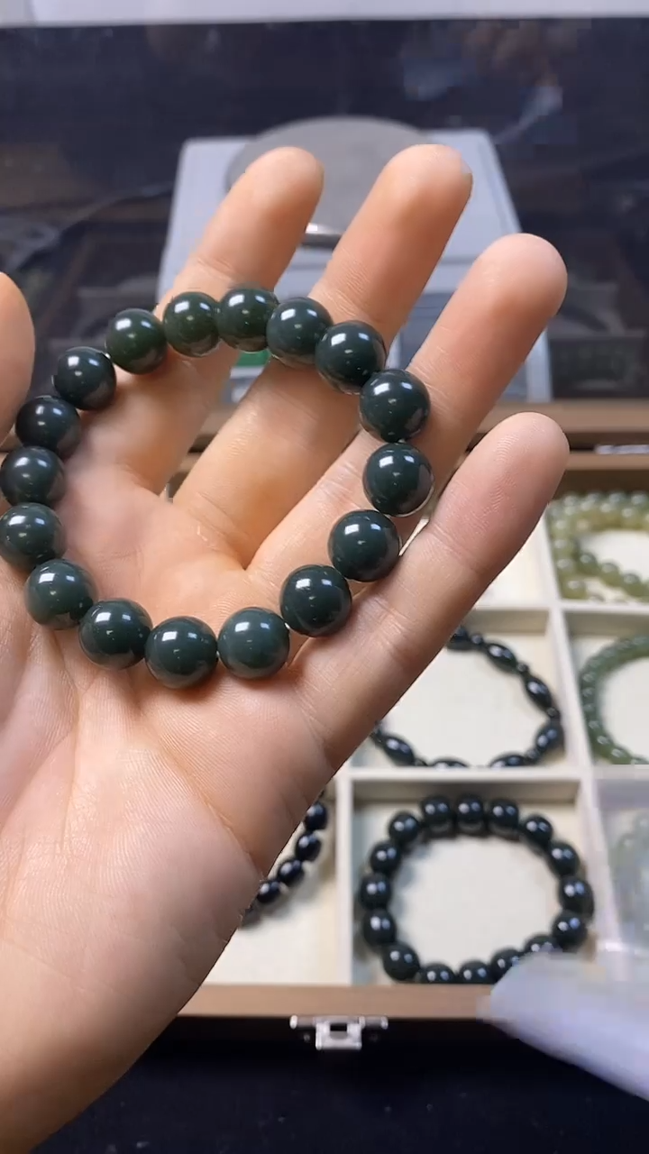 未镶嵌手串和田玉鳄***泪主播推荐！！
