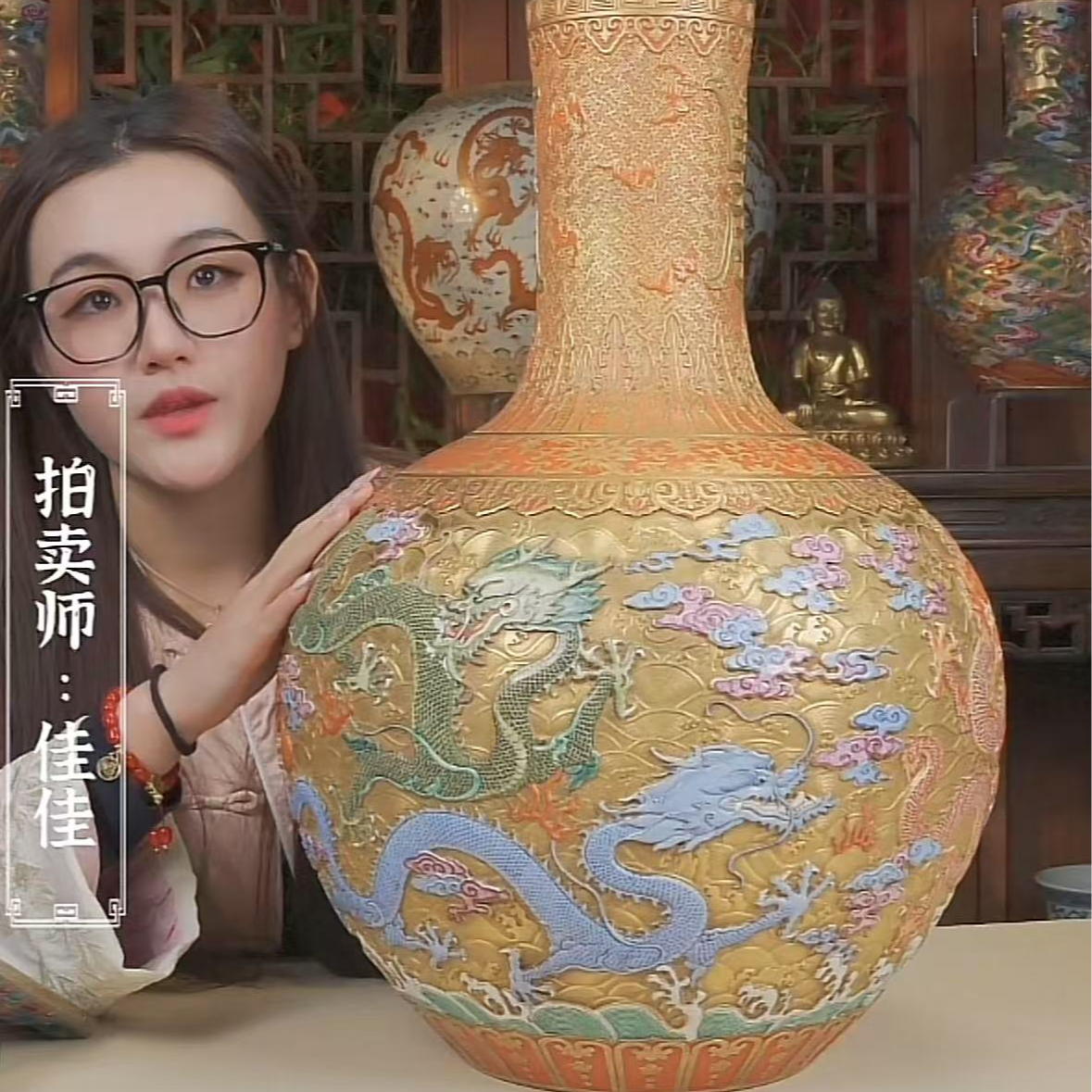 国呈拍卖古董瓷器