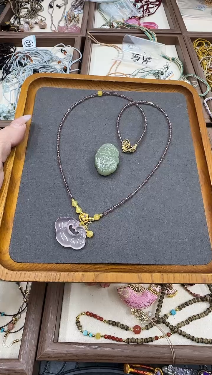 未镶嵌吊坠(赠链)玛瑙/玉髓苒*123