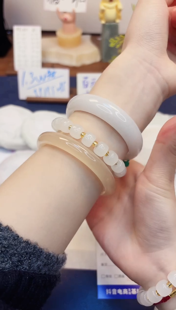 【闪购商品】石英质玉手镯未镶嵌302-财气镯-圈口58