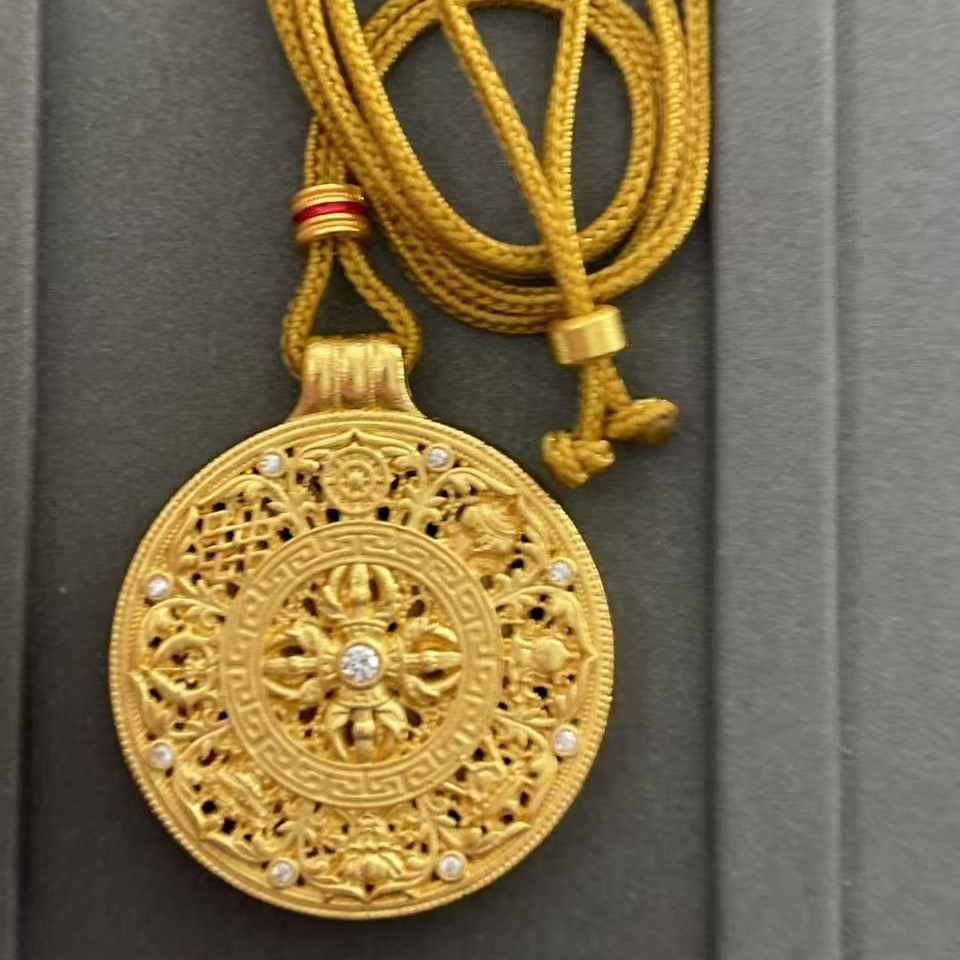 宝阁甄选黄罗盘吊坠234