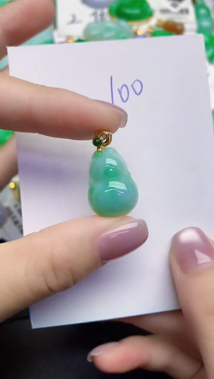 颈饰未镶嵌翡翠缅甸天然翡翠A货