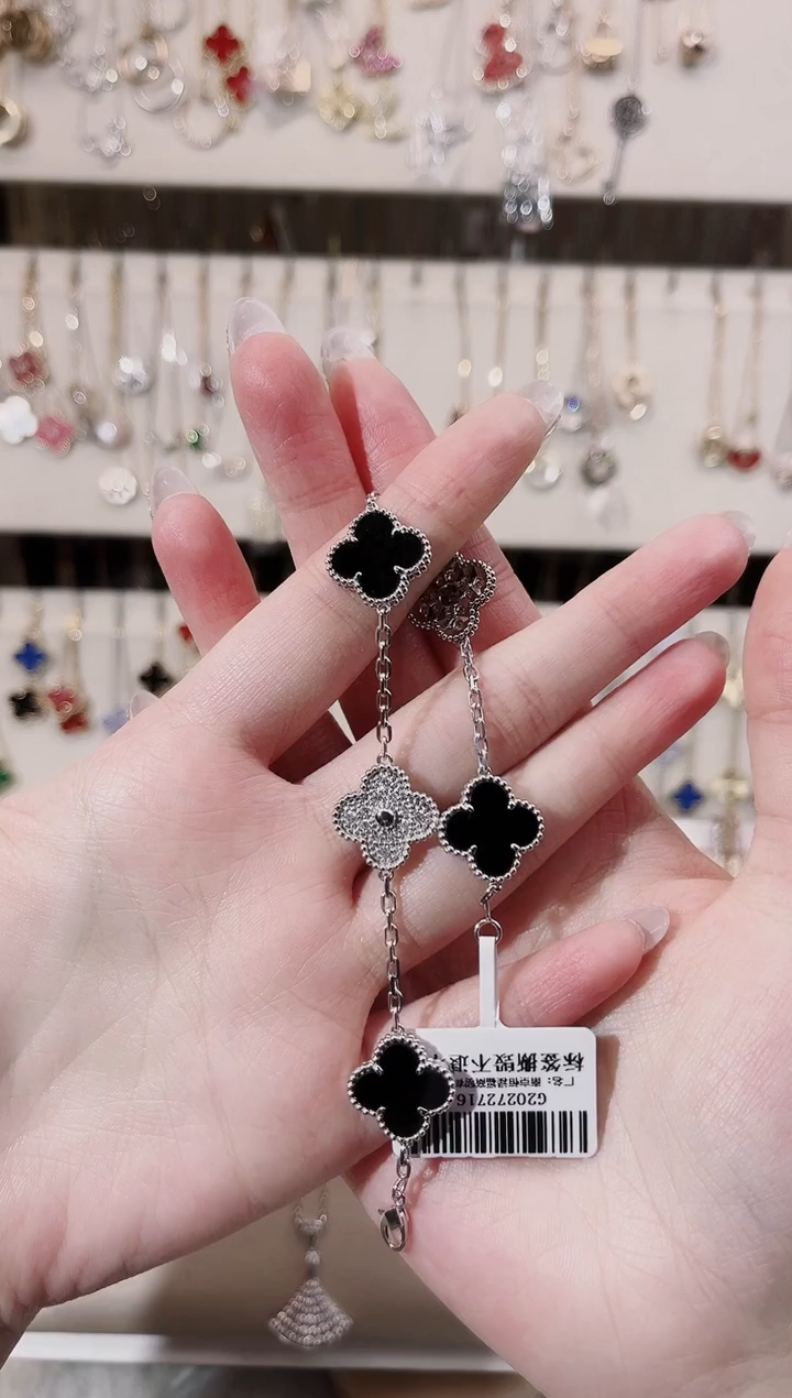 【闪购商品】玛瑙手链18K金镶嵌18K金镶嵌钻石 K白 