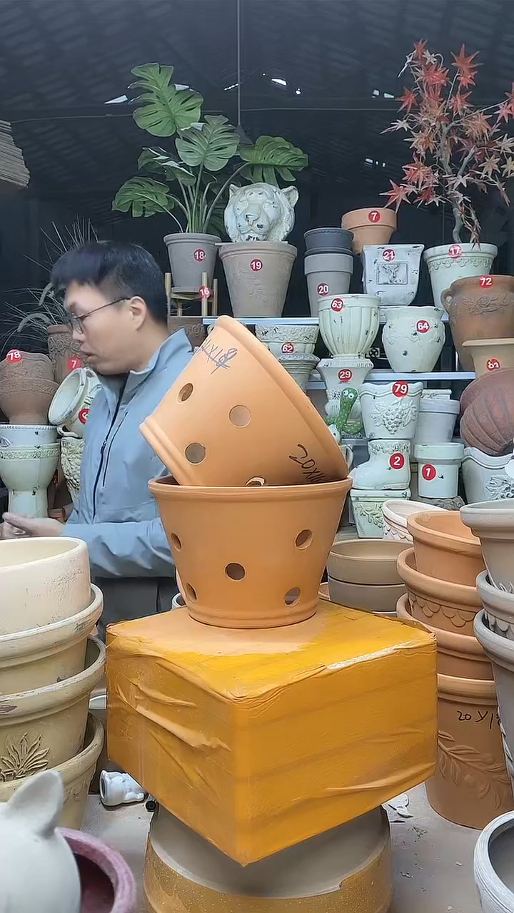 【闪购商品】缸2个红陶20*14多孔盆睱无托