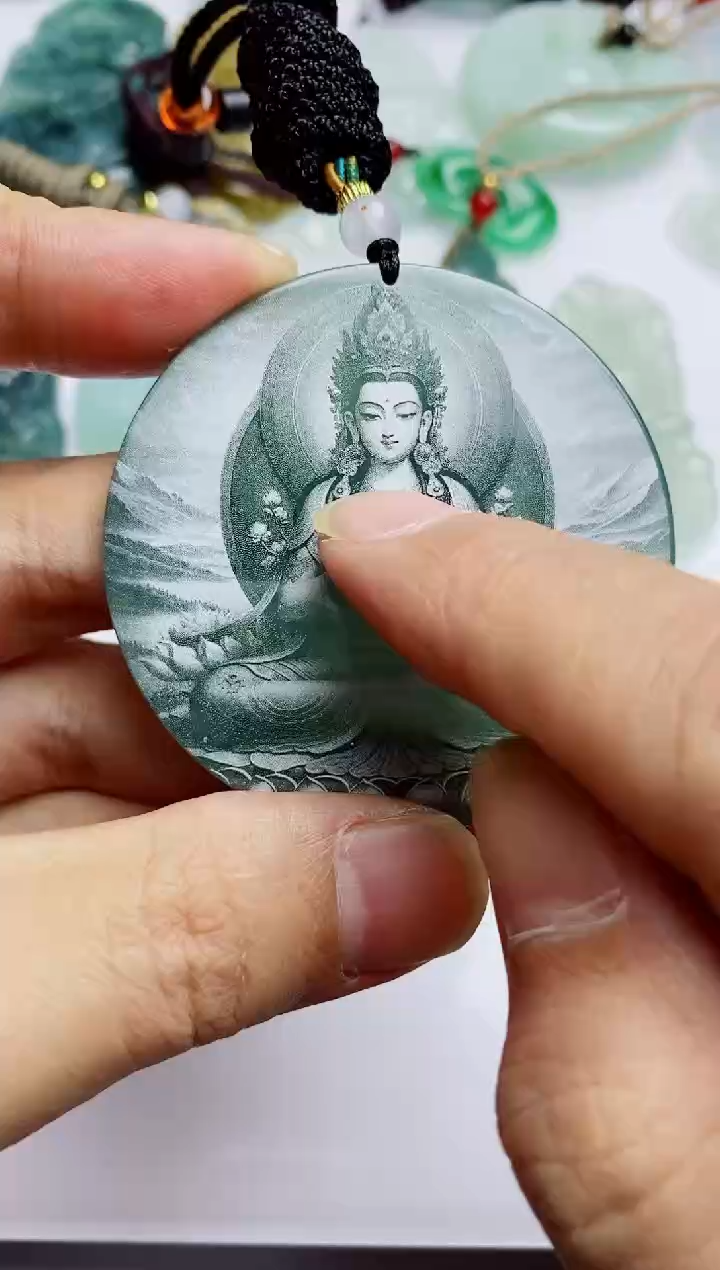 【闪购商品】翡翠吊坠(不含链)未镶嵌多样性随机发其一