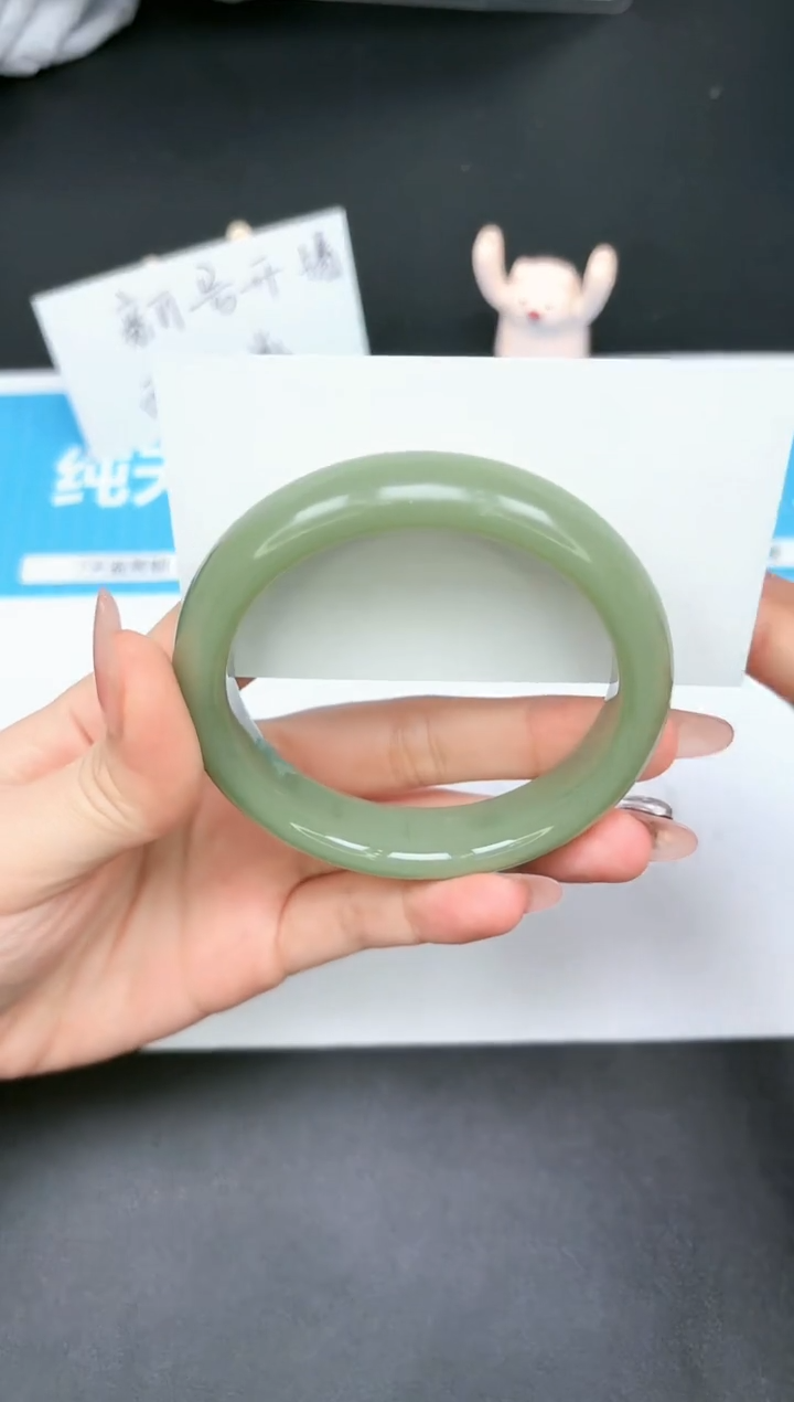 【闪购商品】石英质玉手镯未镶嵌3-60