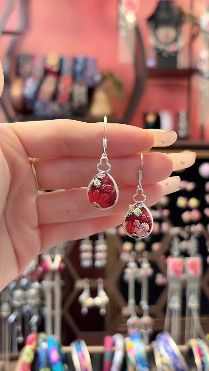 织绣 云织谣民族风精美饰品   123