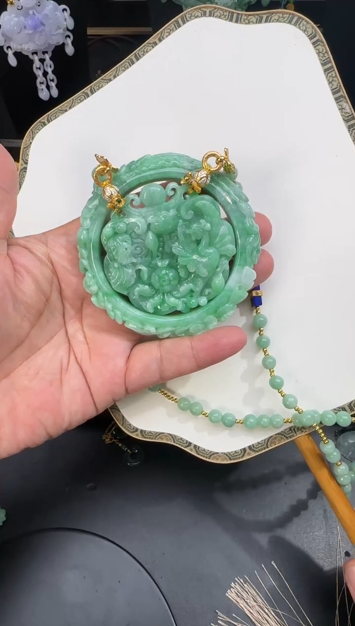 【闪购商品】翡翠未镶嵌颈饰手镯5658