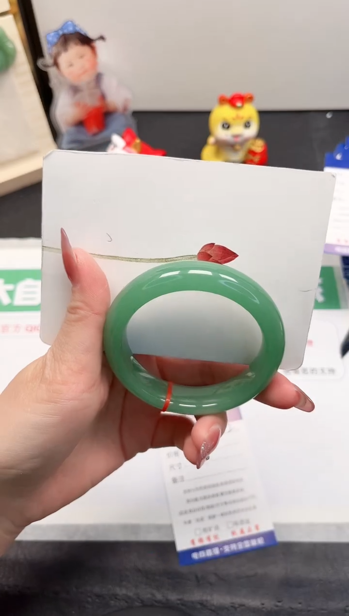 【闪购商品】石英质玉手镯未镶嵌312-56