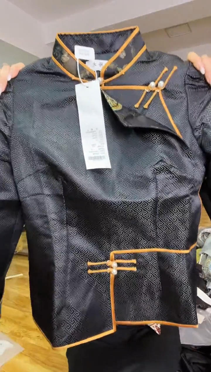 XL码      115-125斤    外套