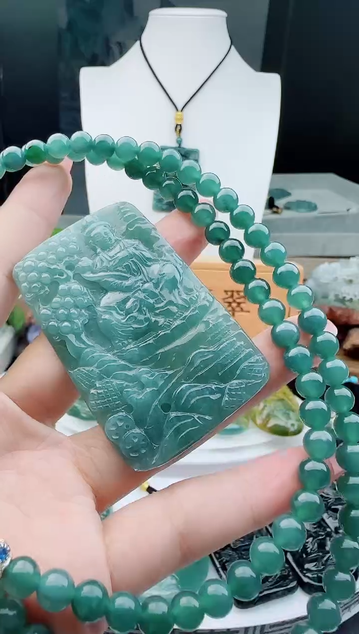 【闪购商品】翡翠颈饰未镶嵌11111111111